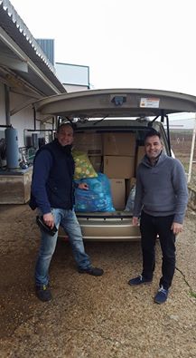 Jose Emilio Gonzalez Dominguez 5 h ·    este golpe han sido donados desde el cerro de andevalo Huelva. los han nuestros amigos Agapito Antonio Pérez Viera y Jose Emilio Gonzalez Dominguez muchas gracias. son los mejores nuestro campeón Pablo lo merece — con Juan Sánchez Ortiz, Agapito Antonio Pérez Viera, Maria Jose Garcia Oran, Carmela Gonzalez Sanchez y Luis Asensio.