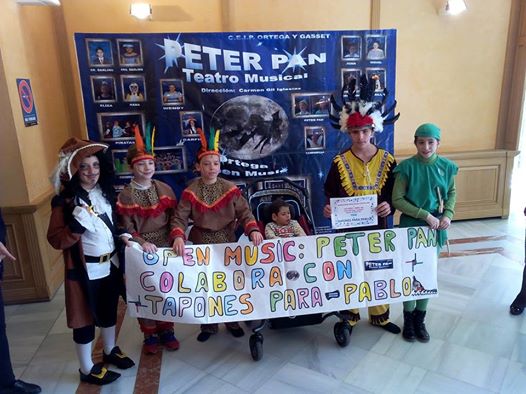 Hoy nos ha acompañado Pablo, que ha venido a recoger la donación de 700€ que han hecho los niños y niñas de Ortega y Gasser con Open Music y que obtuvieron en la actuación del pasado 16 de marzo, deseando que todo le vaya mejor.